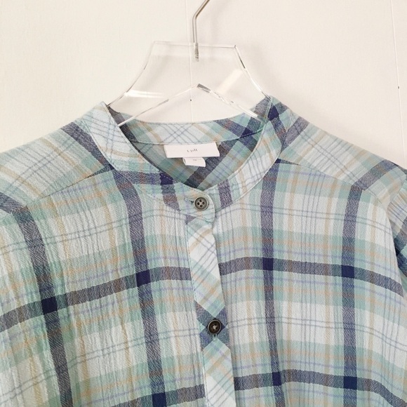 J JILL Plaid Button-Front Shirttail Tunic Top Size XS - Picture 3 of 14